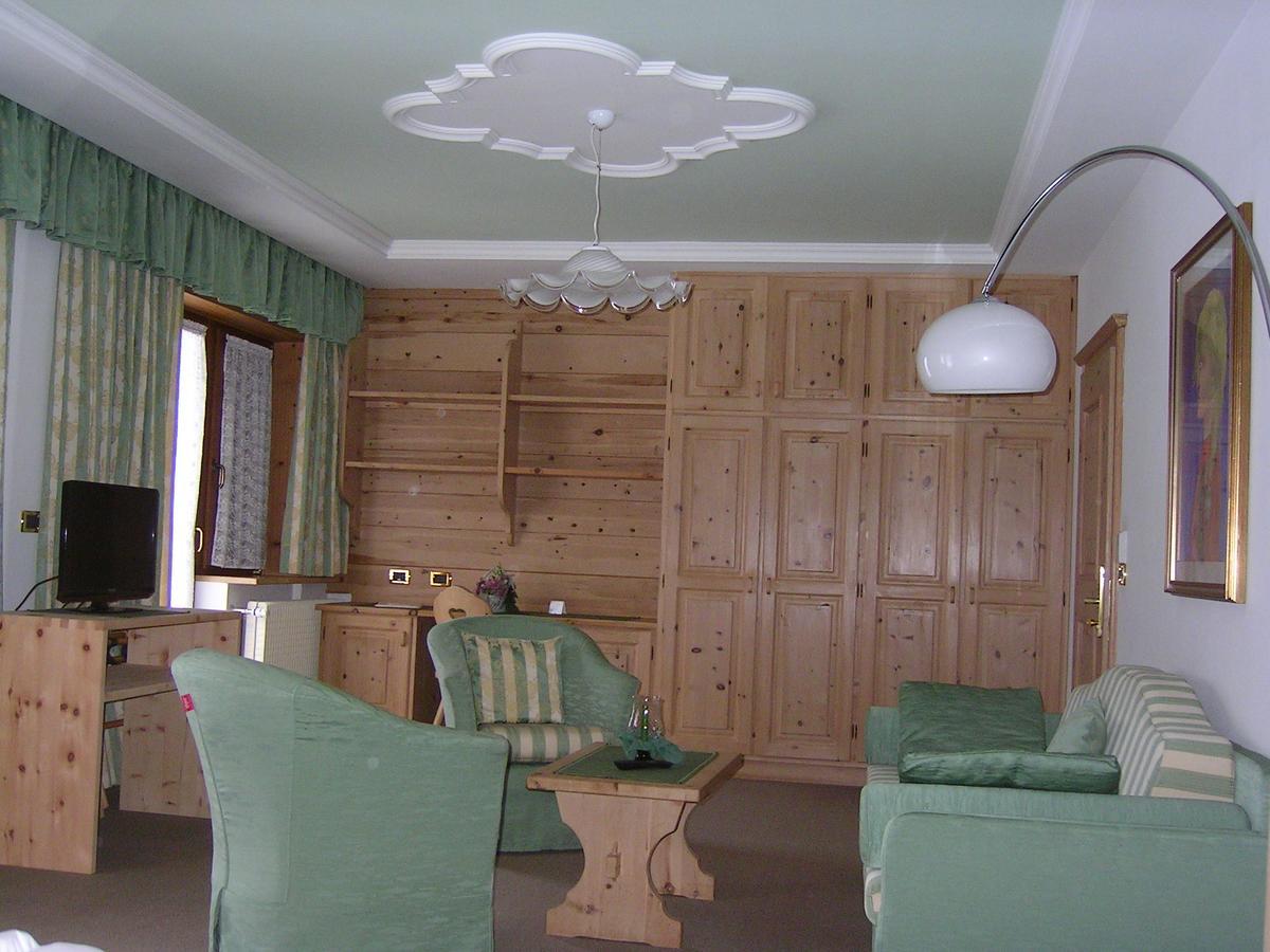 Hotel Garni Royal Arabba Ngoại thất bức ảnh